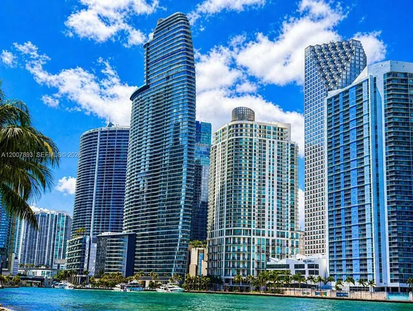 $39,500 | 300 Biscayne Blvd Way, Unit 4201E, Miami, FL 33131