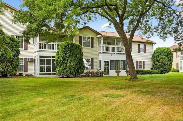 $195,000 | 2324 Wisconsin Street, Oshkosh, WI 54901