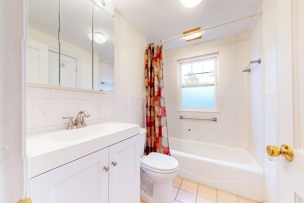 16 Sycamore Road Melrose, MA 02176 - Photo 13 of 23 Gallery Image 13