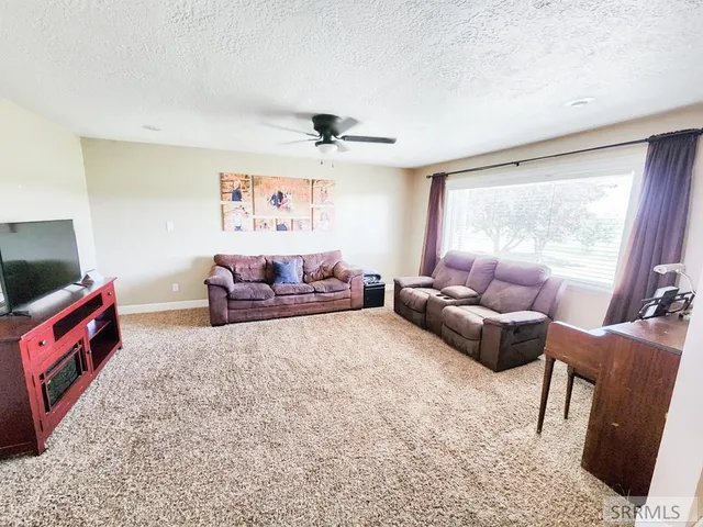 $430,000 | 1524 North 600 East, Shelley, ID 83274