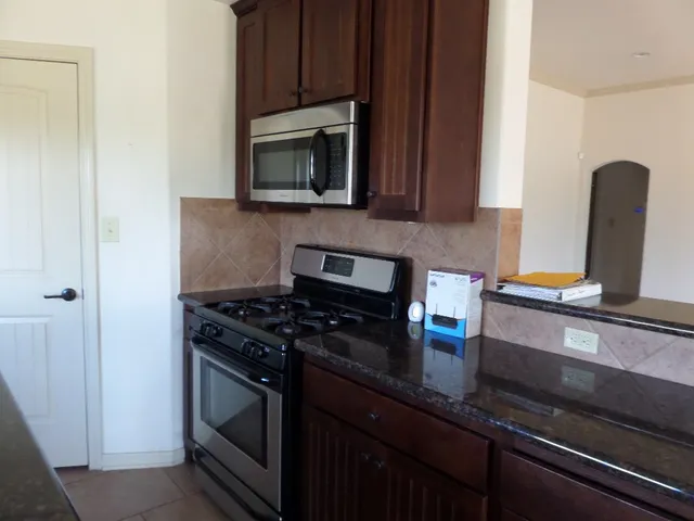 $1,250,000 | 8740 West W Highway, Llano, TX 78643