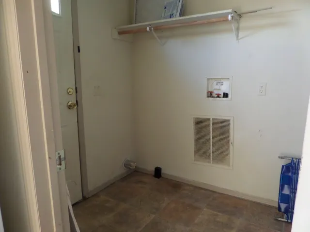 $1,250,000 | 8740 West W Highway, Llano, TX 78643