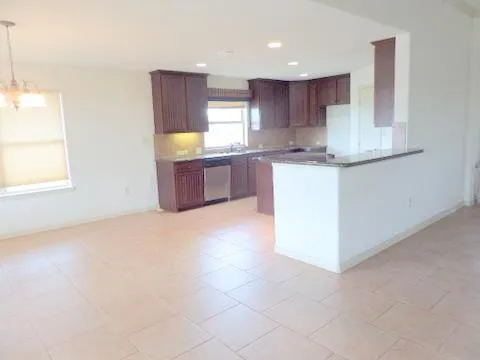 $1,250,000 | 8740 West W Highway, Llano, TX 78643