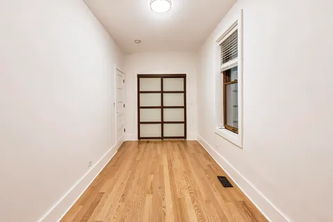 $2,750 | 2132 North Oakley Avenue, Unit 1, Chicago, IL 60647