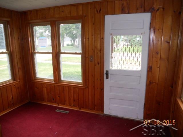 3345 South Van Buren Road Reese, MI 48757 - Photo 2 of 12 Enclosed Porch