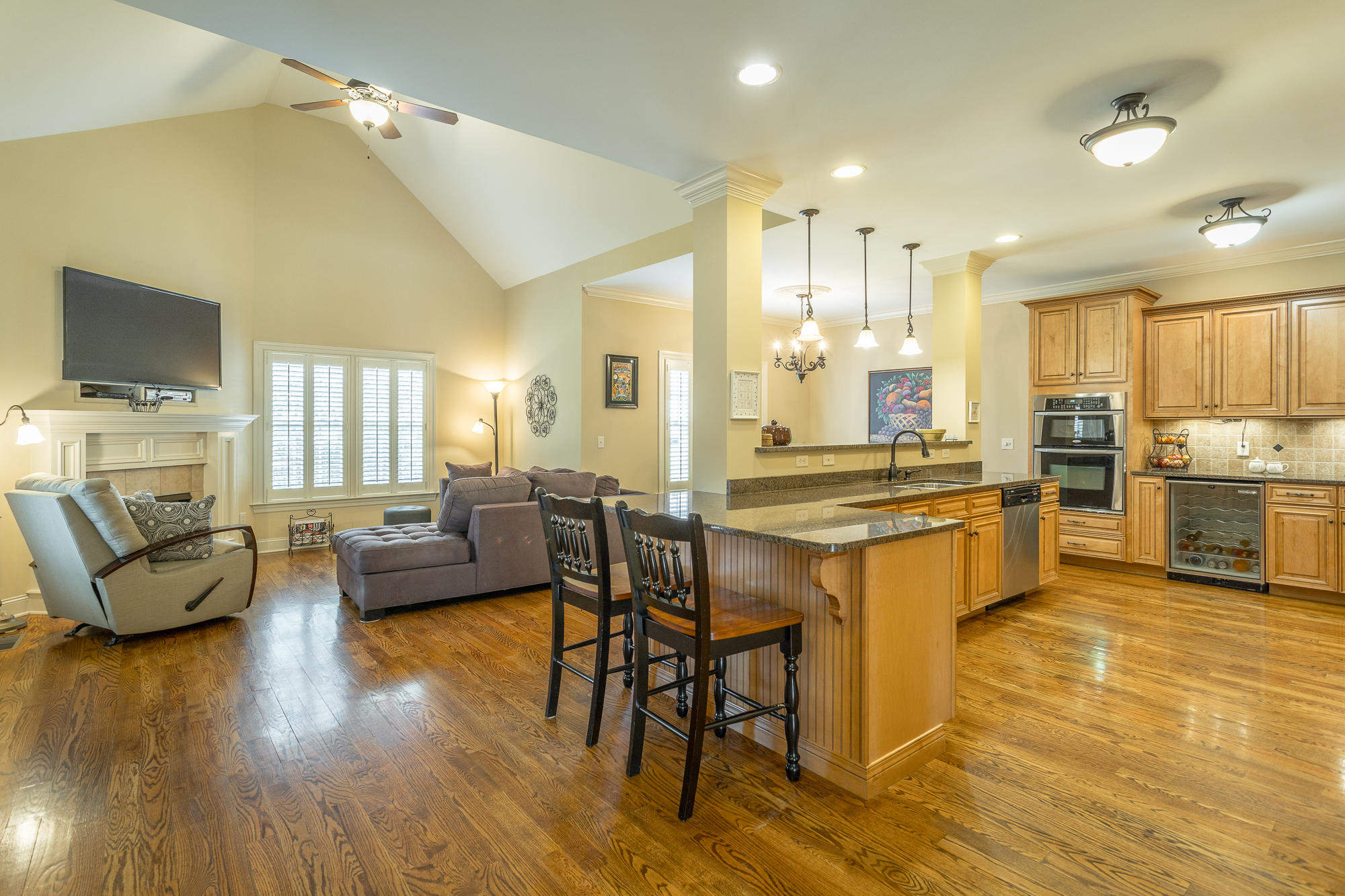 6354 Deep Canyon Road Hixson, TN 37343 - Photo 13 of 44 Kitchen and keeping room