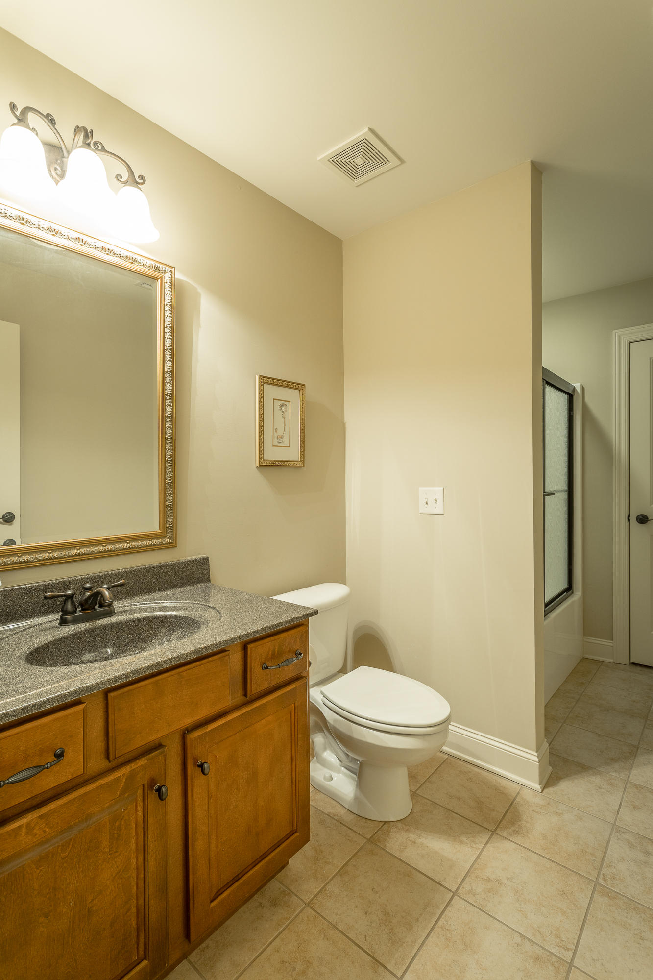 6354 Deep Canyon Road Hixson, TN 37343 - Photo 36 of 44 Full bathroom