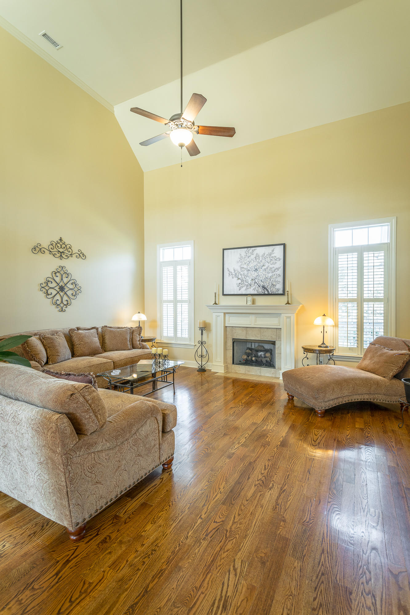 6354 Deep Canyon Road Hixson, TN 37343 - Photo 10 of 44 Great room