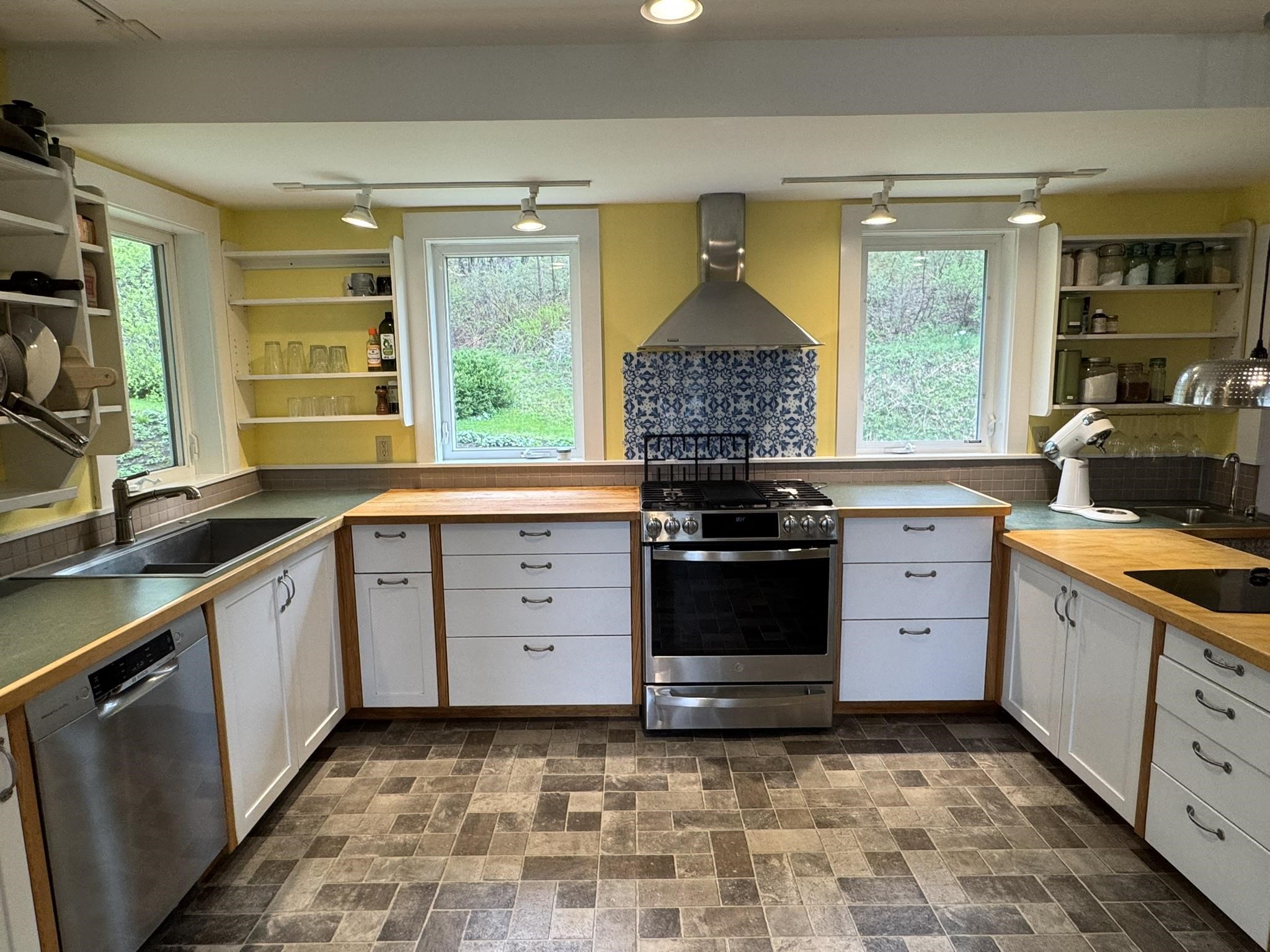 3503 Highway 215 Cabot, VT 05647 - Photo 12 of 31