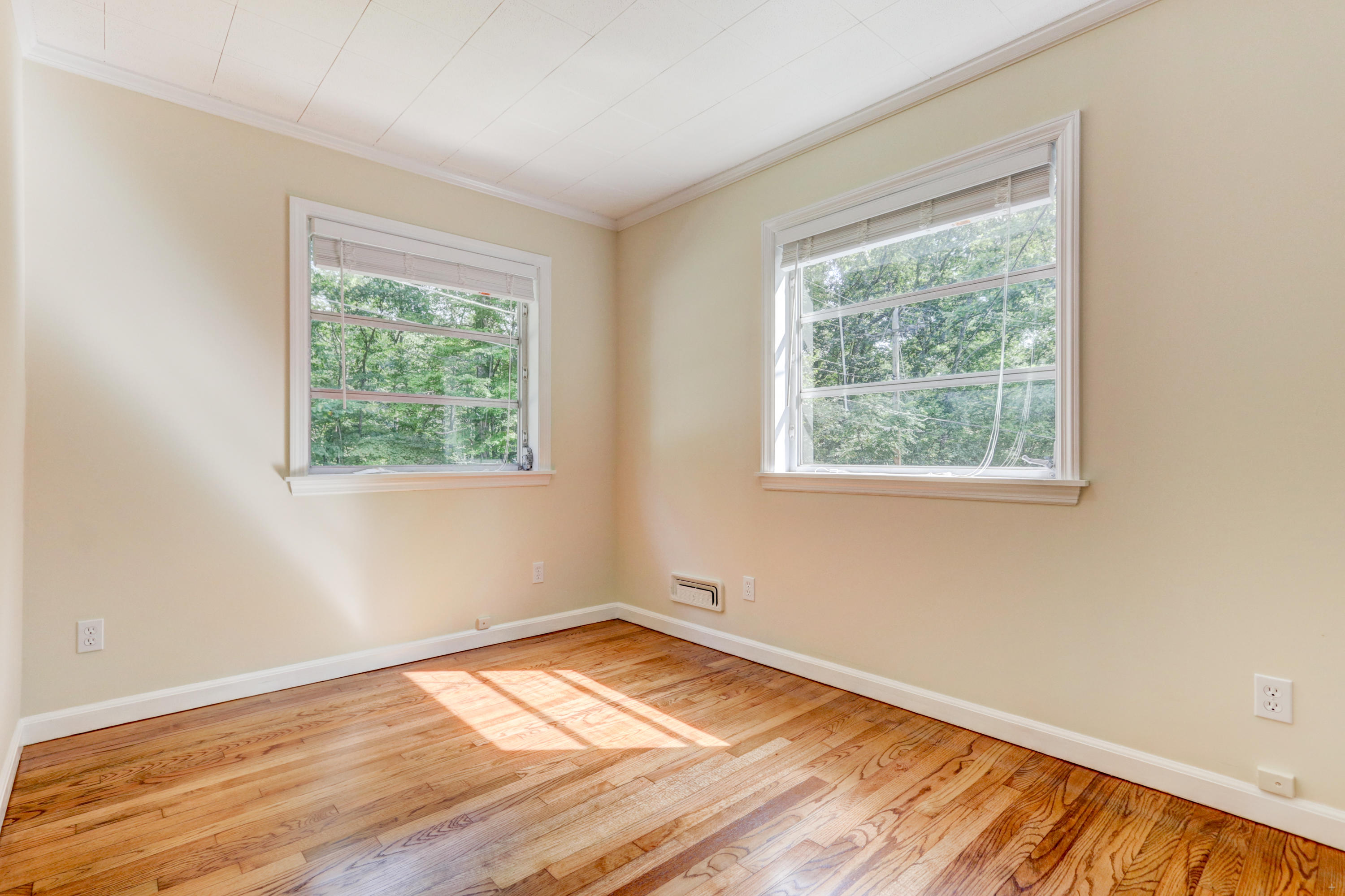 157 California Avenue Oak Ridge, TN 37830 - Photo 14 of 26 Positive Perceptions-14