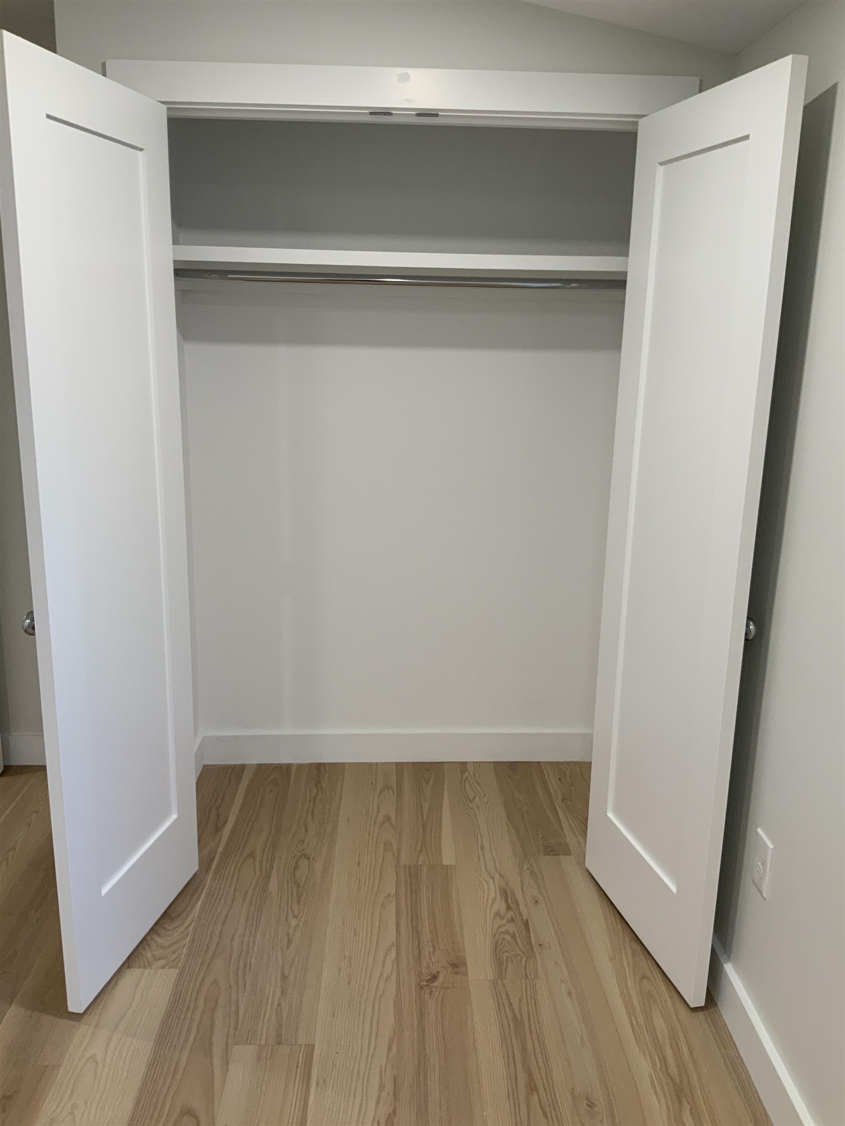 75 Court Street, Unit 2C Exeter, NH 03833 - Photo 20 of 22