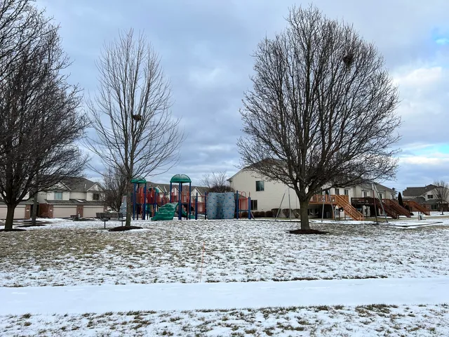 $314,900 | 8256 Chestnut Court, Frankfort, IL 60423