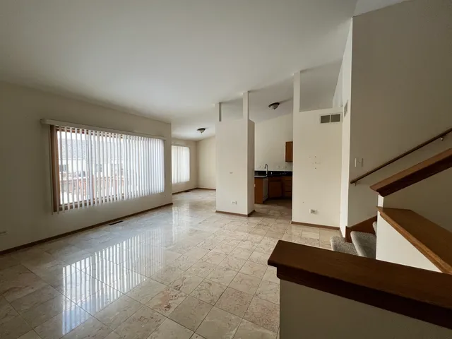 $314,900 | 8256 Chestnut Court, Frankfort, IL 60423