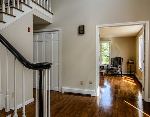5 Spring Road Westborough, MA 01581 - Photo 4 of 30 Gallery Image 4