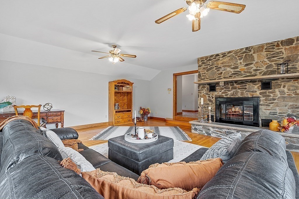 28 Little Pond Road Merrimac, MA 01860 - Photo 23 of 42