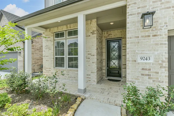 $3,900 | 9243 Trimble Lndg Drive, Tomball, TX 77375