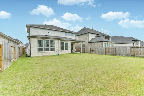 $3,900 | 9243 Trimble Lndg Drive, Tomball, TX 77375