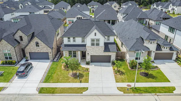 $3,900 | 9243 Trimble Lndg Drive, Tomball, TX 77375