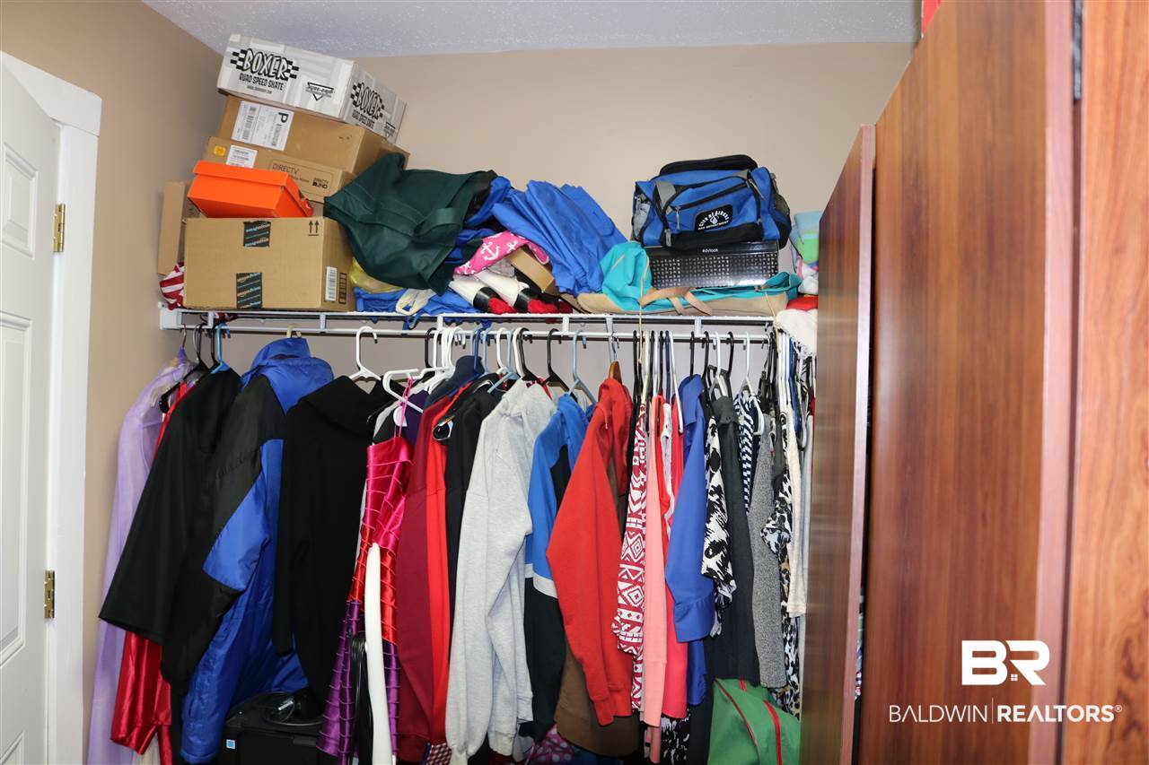 512 Carolyn Avenue Foley, AL 36535 - Photo 26 of 32 Storage