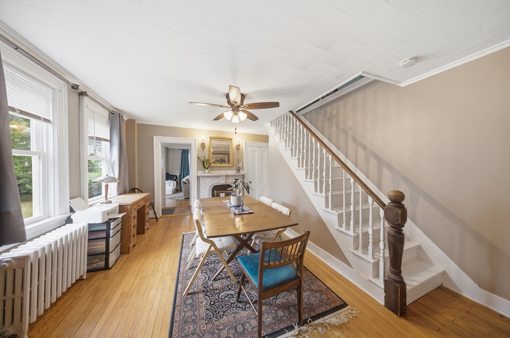 42 South Main Street Uxbridge, MA 01569 - Photo 2 of 41