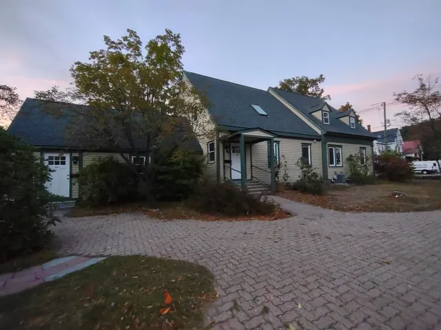 $1,675 | 394 Union Avenue, Unit 3, Laconia, NH 03246