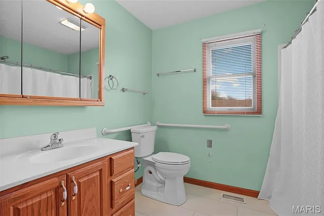 $255,204 | 45 Faith Drive, Highland, IL 62249