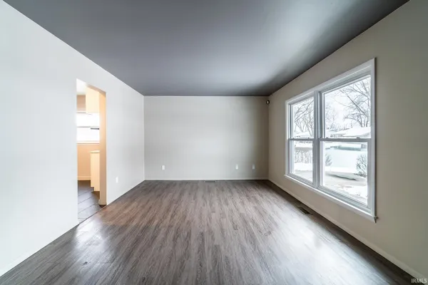 $220,000 | 7530 Knightswood Drive, Fort Wayne, IN 46819