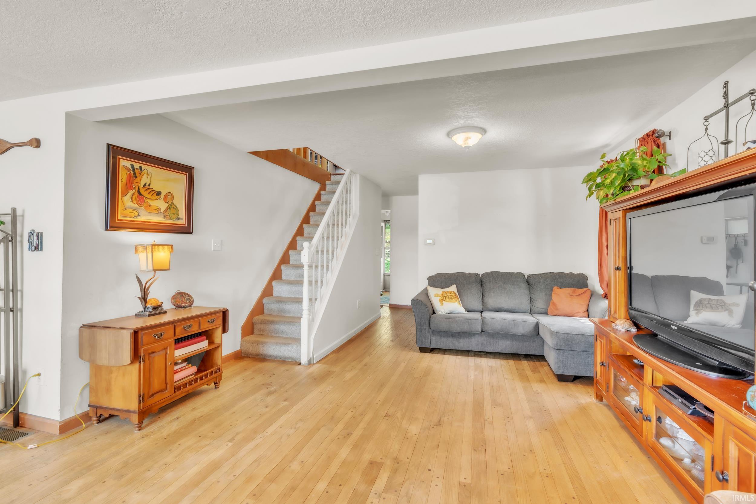 472 Spring Beach Road Rome City, IN 46784 - Photo 6 of 36