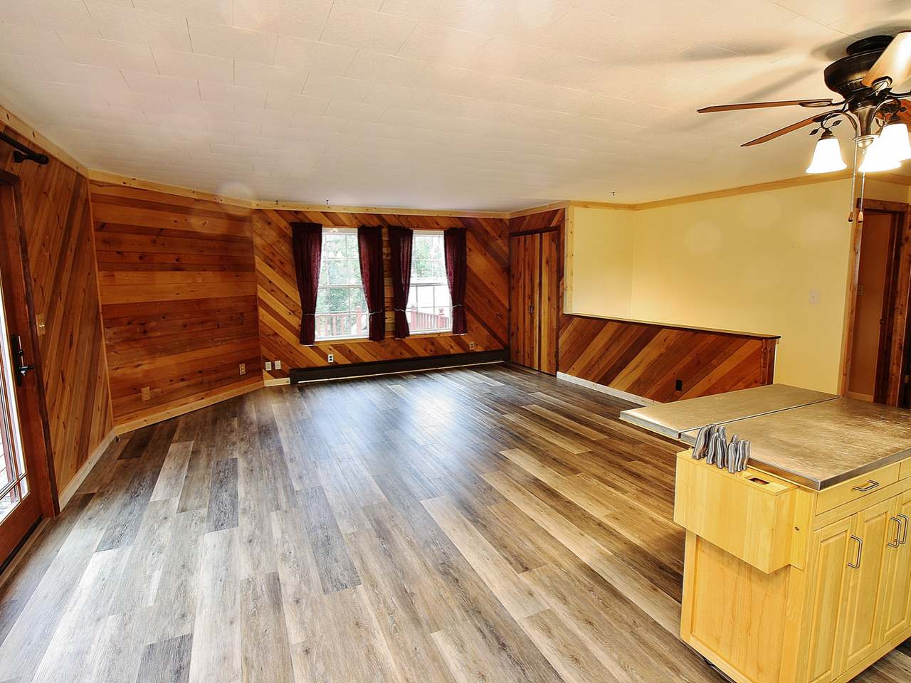 470 Bloom Road Eagle River, WI 54521 - Photo 8 of 35 Gallery Image 8