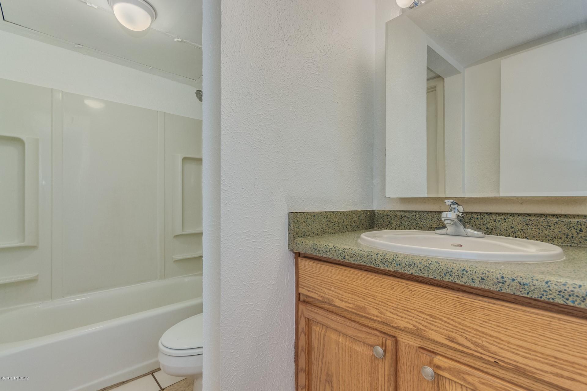 1620 North Wilmot Road, Unit L106 Tucson, AZ 85712 - Photo 15 of 20