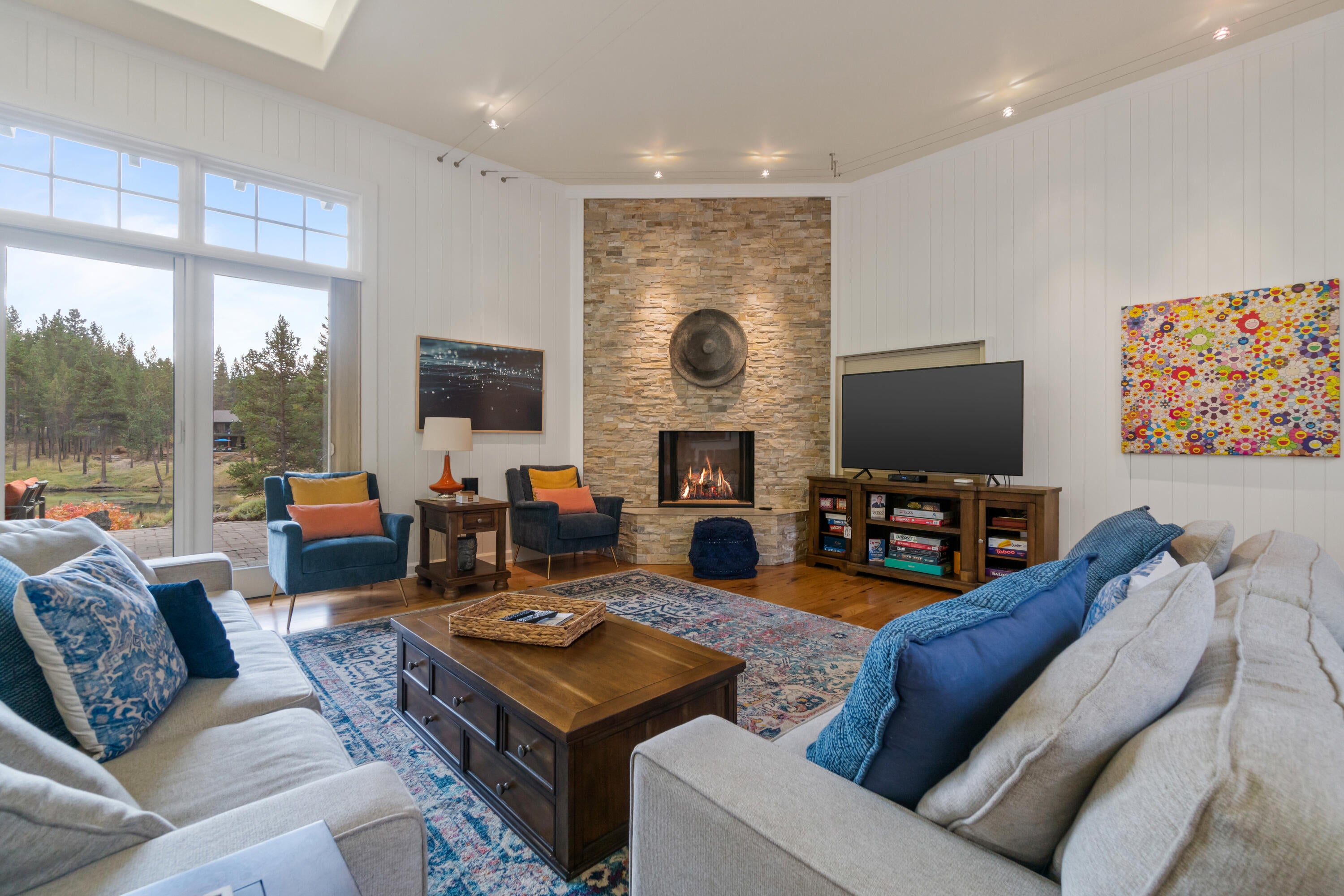 56854 Besson Road Bend, OR 97707 - Photo 13 of 35 Besson Living 1