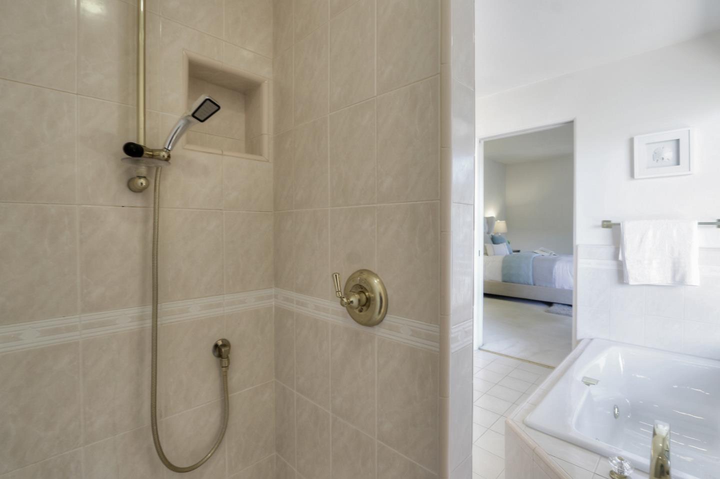 6840 Buckingham Boulevard Berkeley, CA 94705 - Photo 27 of 50 a bathroom with a shower