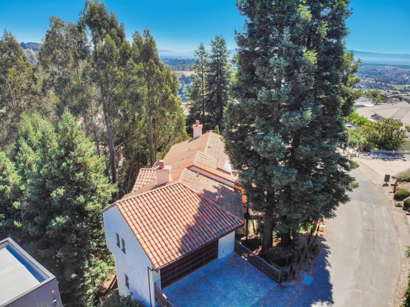 6840 Buckingham Boulevard Berkeley, CA 94705 - Photo 10 of 50 a view of a backyard with sitting area