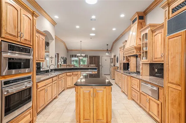 $1,185,000 | 19845 South Ridgely Road, Edgerton, MO 64444