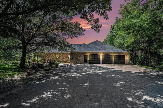 $1,185,000 | 19845 South Ridgely Road, Edgerton, MO 64444