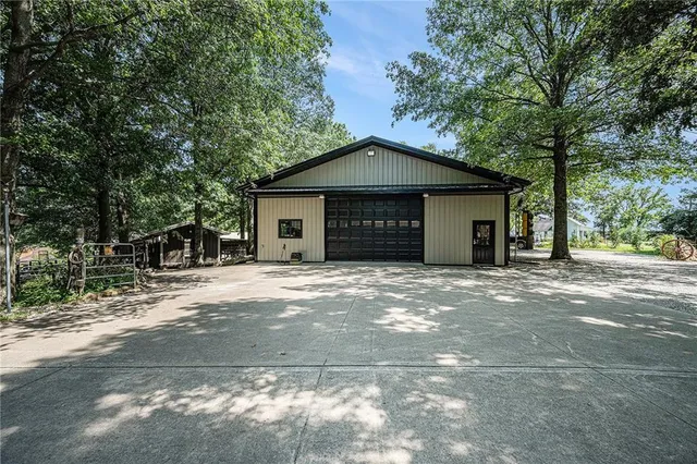 $1,185,000 | 19845 South Ridgely Road, Edgerton, MO 64444
