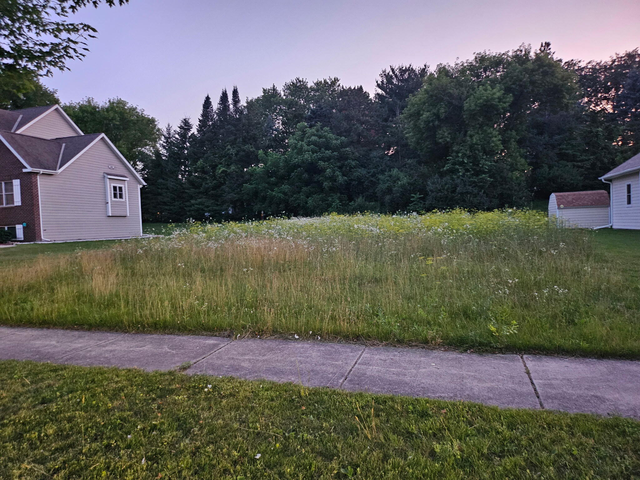 1503 Red Oak Drive, Unit LT33 Hartford, WI 53027 - Photo 1 of 3 5358280579722391731