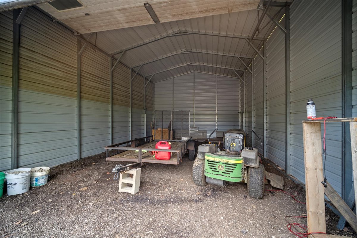 561 County Road 2000 East Secor, IL 61771 - Photo 26 of 31 a view of a room with furniture