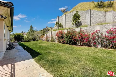 $2,998,000 | 1248 East Tujunga Avenue, Burbank, CA 91501