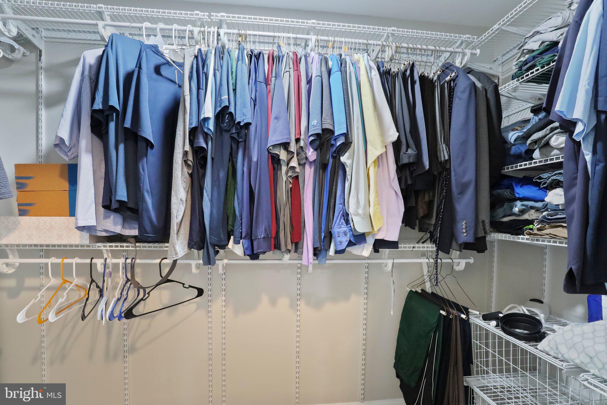 123 Eagles Ridge Smithsburg, MD 21783 - Photo 29 of 42 Walk-in closet