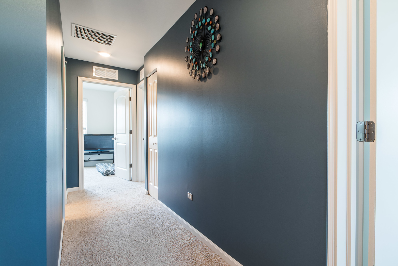 719 Hickory Street Mundelein, IL 60060 - Photo 18 of 36