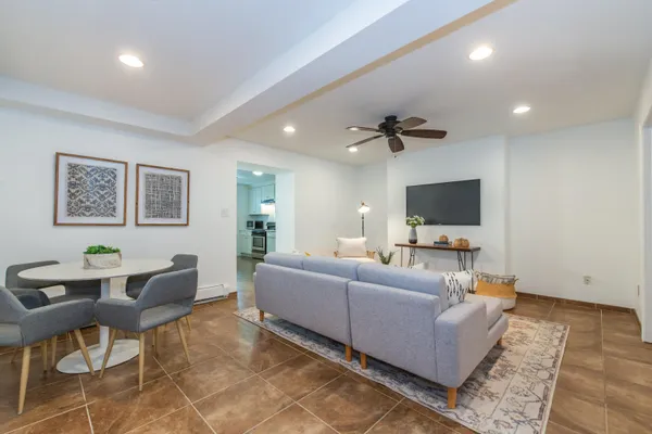 $3,250 | 61 Bright Street, Unit B, Jersey City, NJ 07302