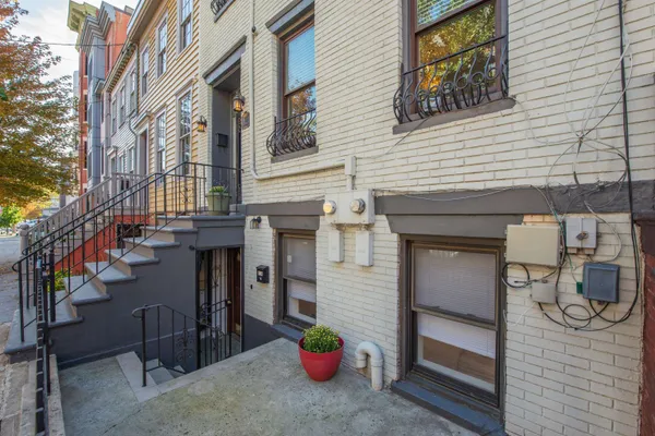 $3,250 | 61 Bright Street, Unit B, Jersey City, NJ 07302