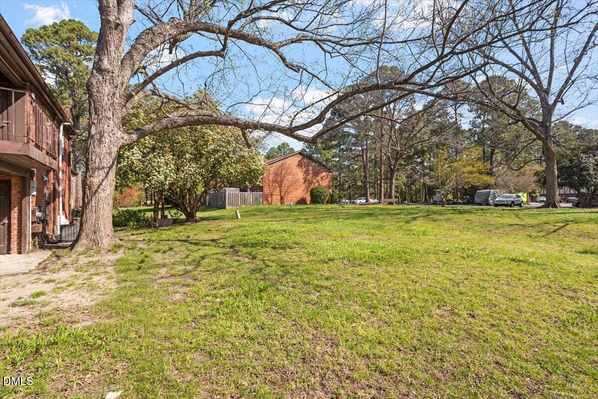 5804 Falls Of Neuse Road, Unit G Raleigh, NC 27609 - Photo 3 of 25 Gallery Image 3