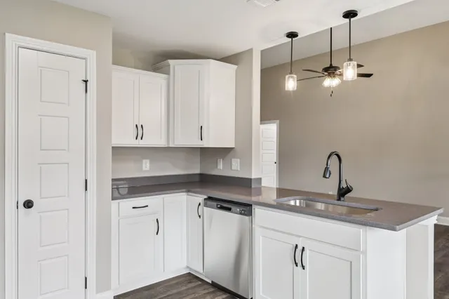 $289,900 | 3 Echo Ridge, Oak Grove, KY 42262