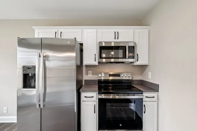 $289,900 | 3 Echo Ridge, Oak Grove, KY 42262