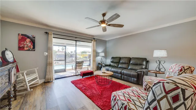 $284,900 | 1102 Southeast 39th Terrace, Unit 101, Cape Coral, FL 33904