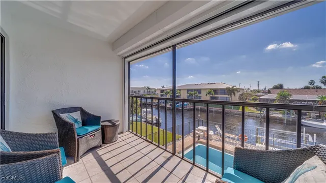 $284,900 | 1102 Southeast 39th Terrace, Unit 101, Cape Coral, FL 33904
