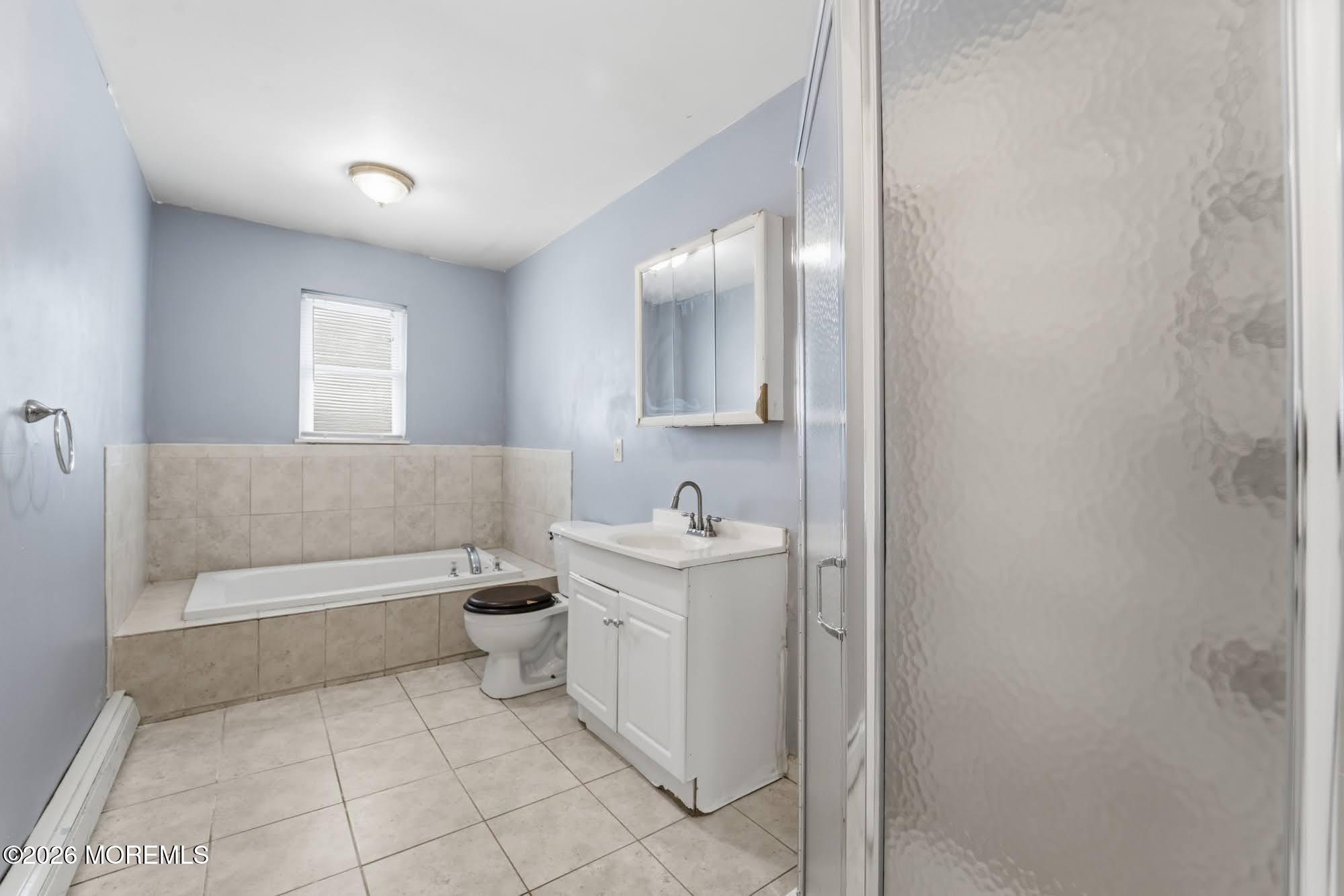 90 Fulton Street Keyport, NJ 07735 - Photo 19 of 31 2nd Bathroom