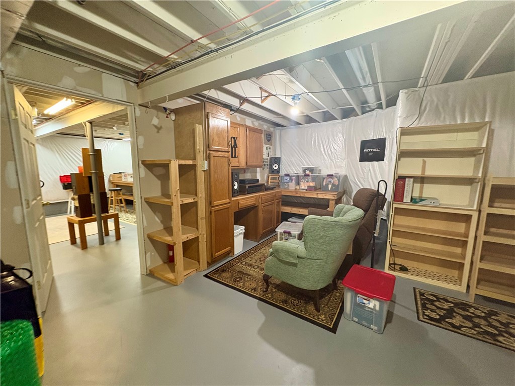 15 Shingle Mill Road Irondequoit, NY 14609 - Photo 31 of 47